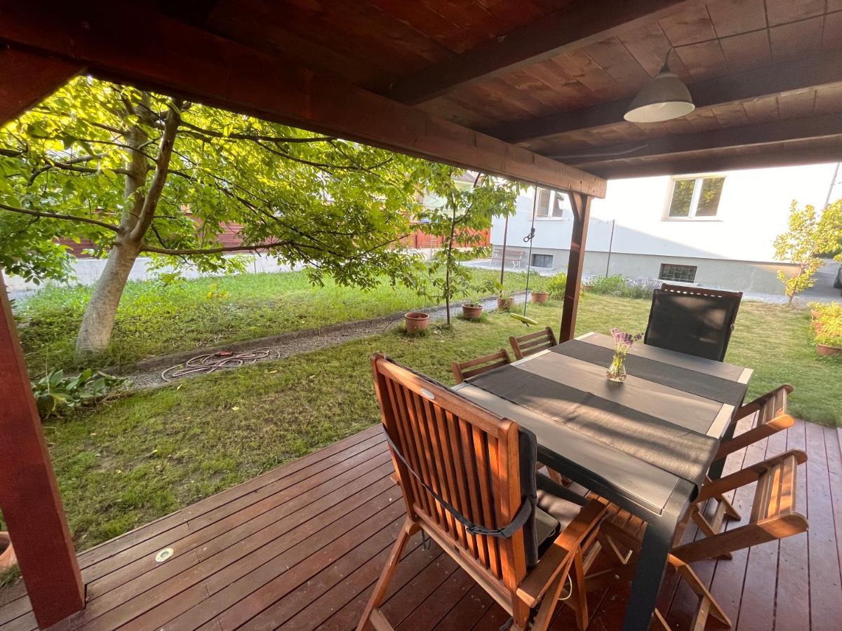 Apartment Malina - Free Private Parking Ljubljana Extérieur photo